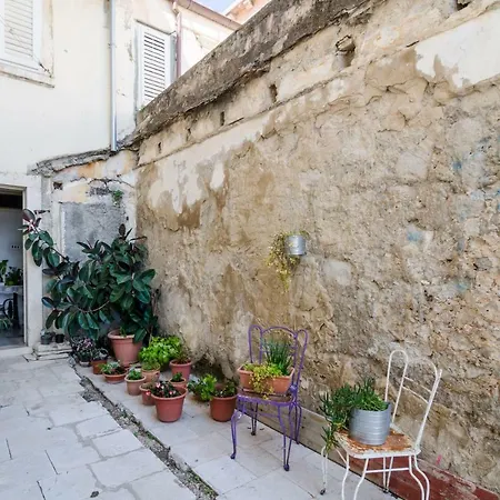 Entre Les Jardins Дубровник