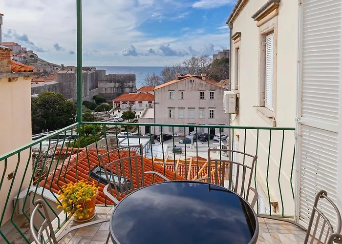 Entre Les Jardins Ντουμπρόβνικ